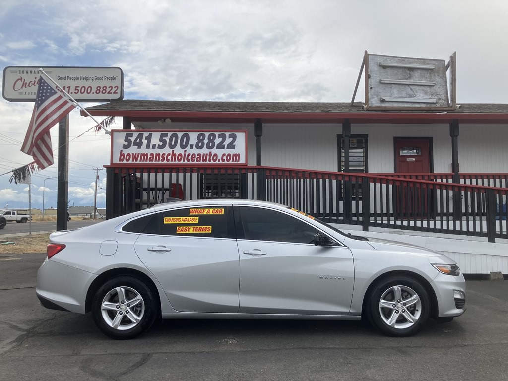 2020 Chevrolet Malibu Image 2