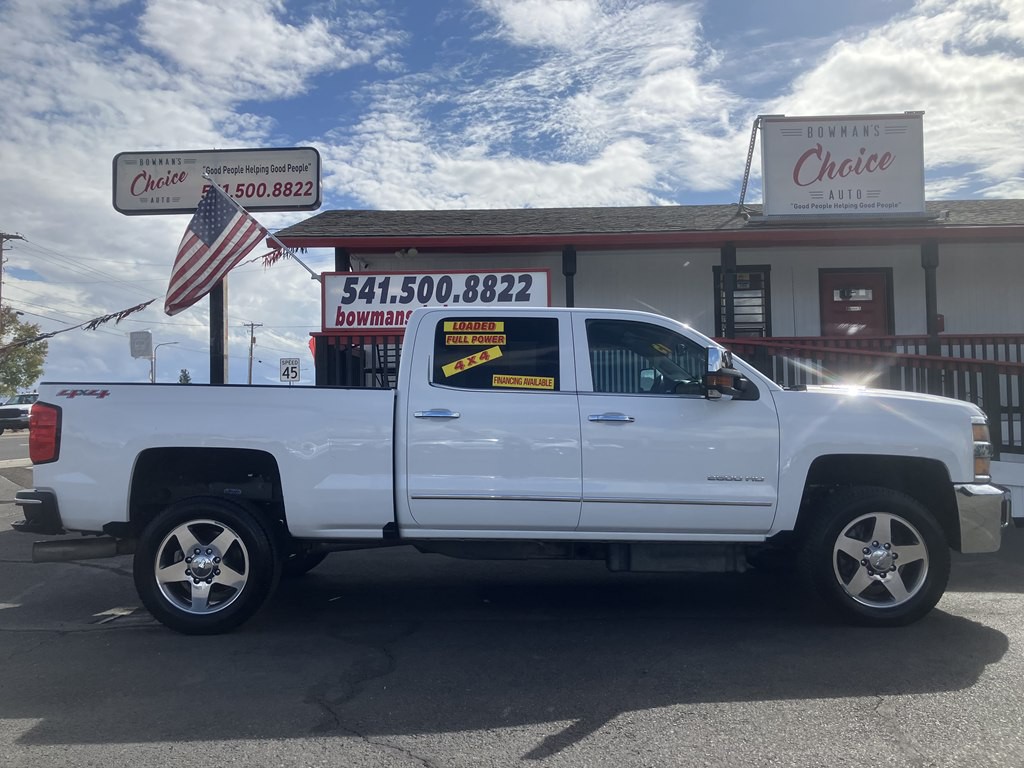 2015 Chevrolet Silverado 1500 Image 2