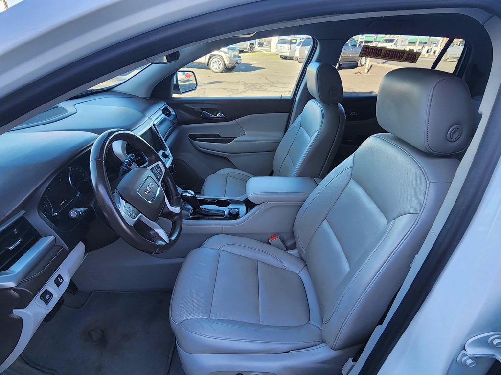 2018 GMC Acadia Image 4