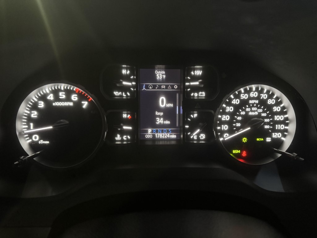 2018 Toyota Tundra Image 6