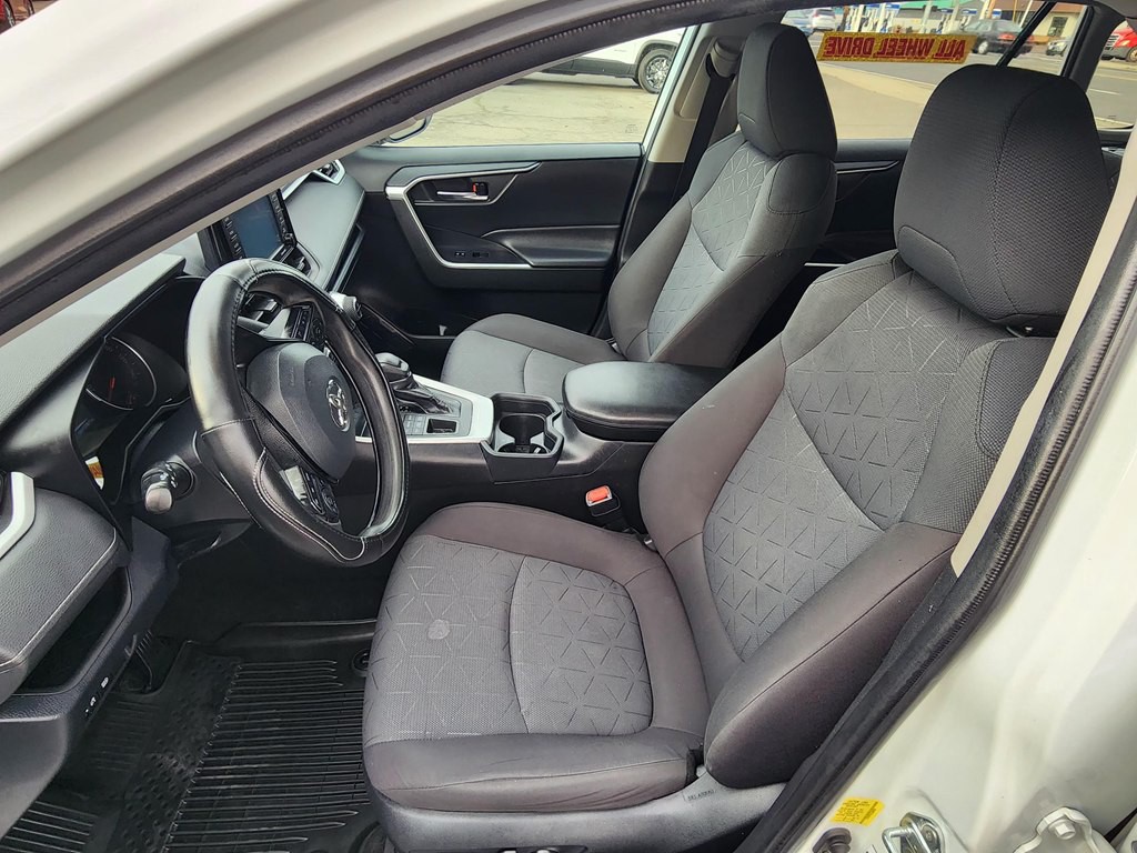 2020 Toyota Rav4 Image 5