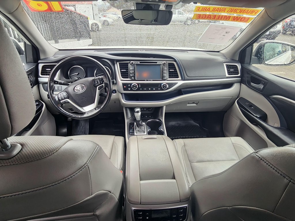 2018 Toyota Highlander Image 5