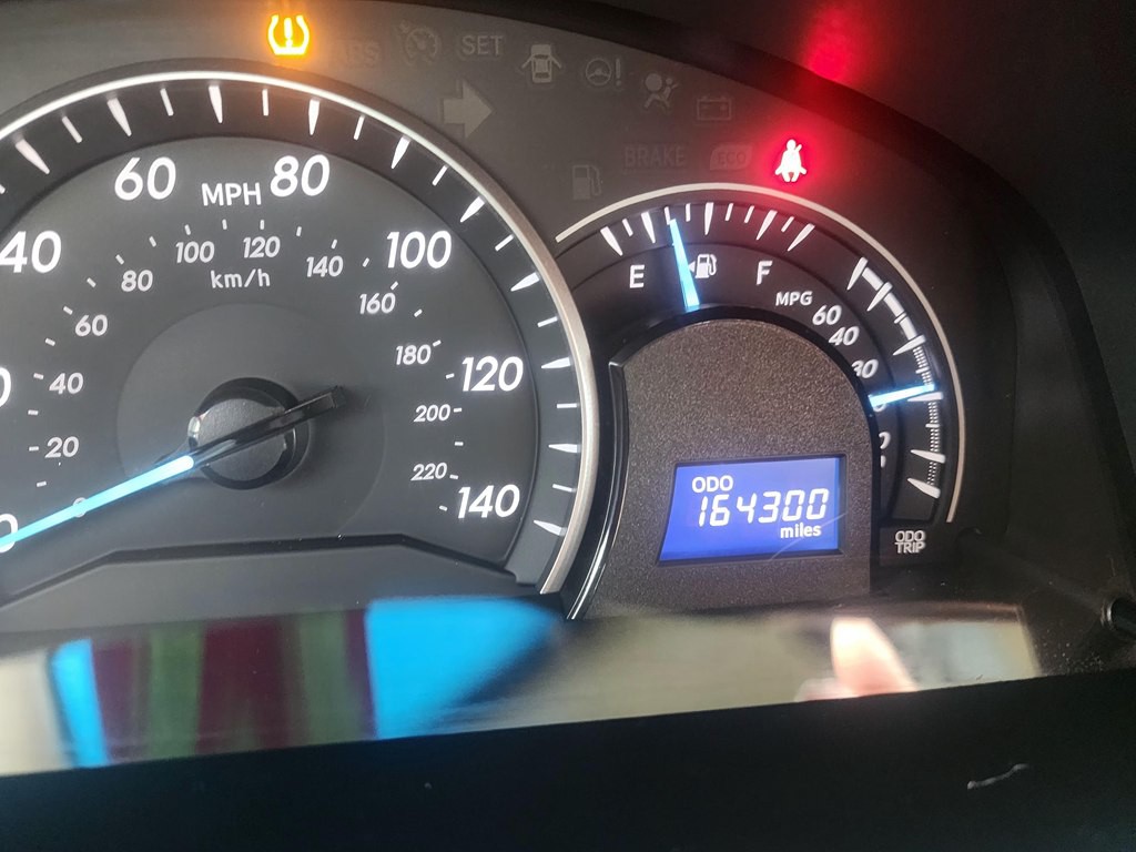 2012 Toyota Camry Image 6