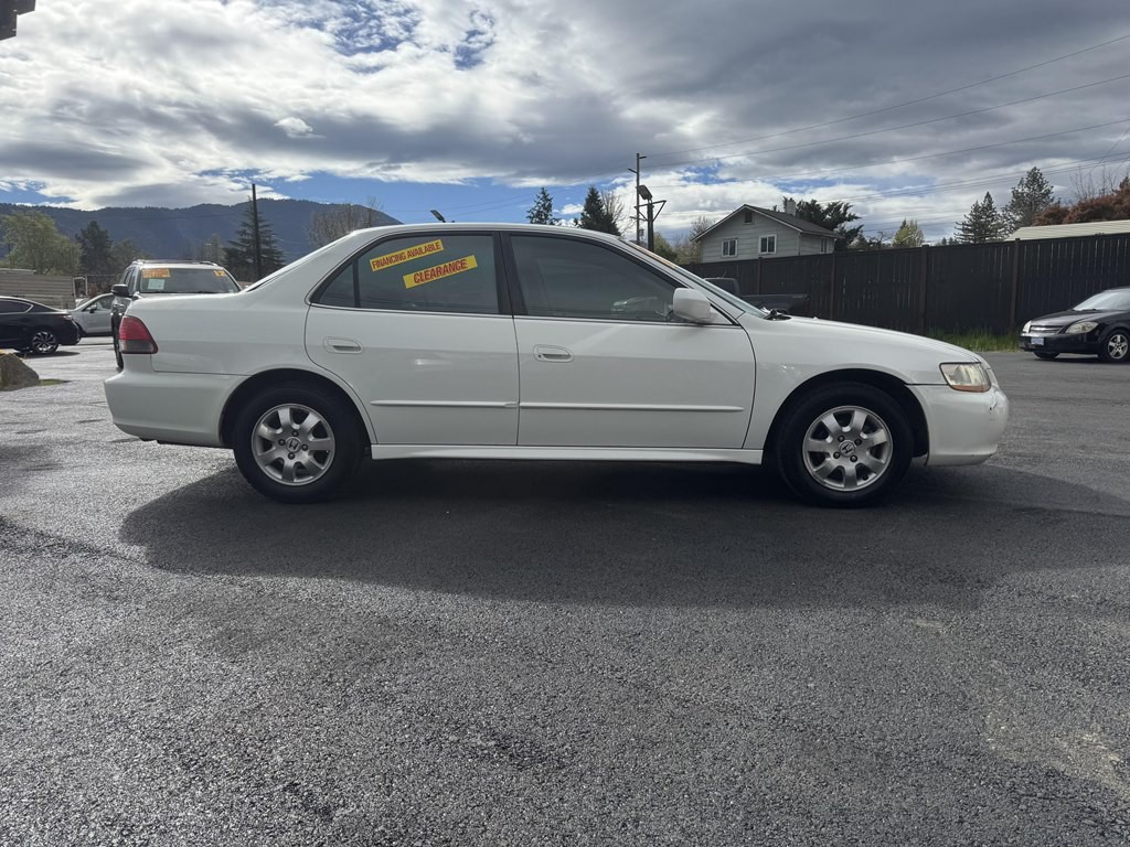 2001 Honda Accord Image 2