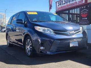 Image for 2018 Toyota Sienna XLE ID: 7280296
