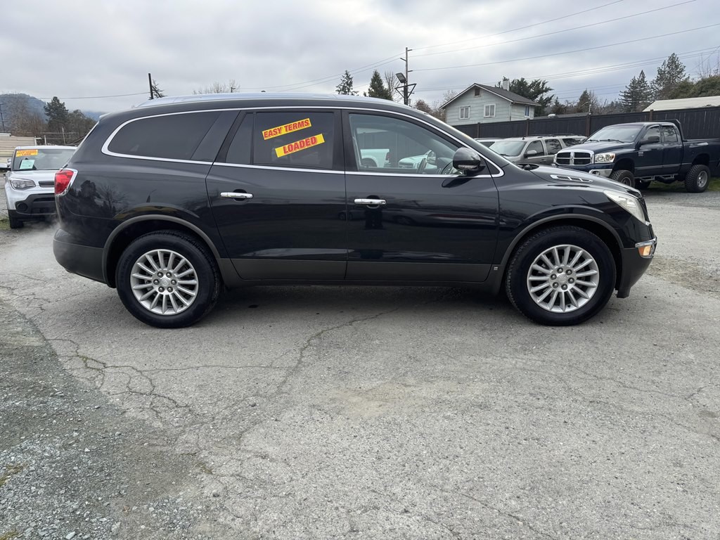 2016 Buick Enclave Image 2