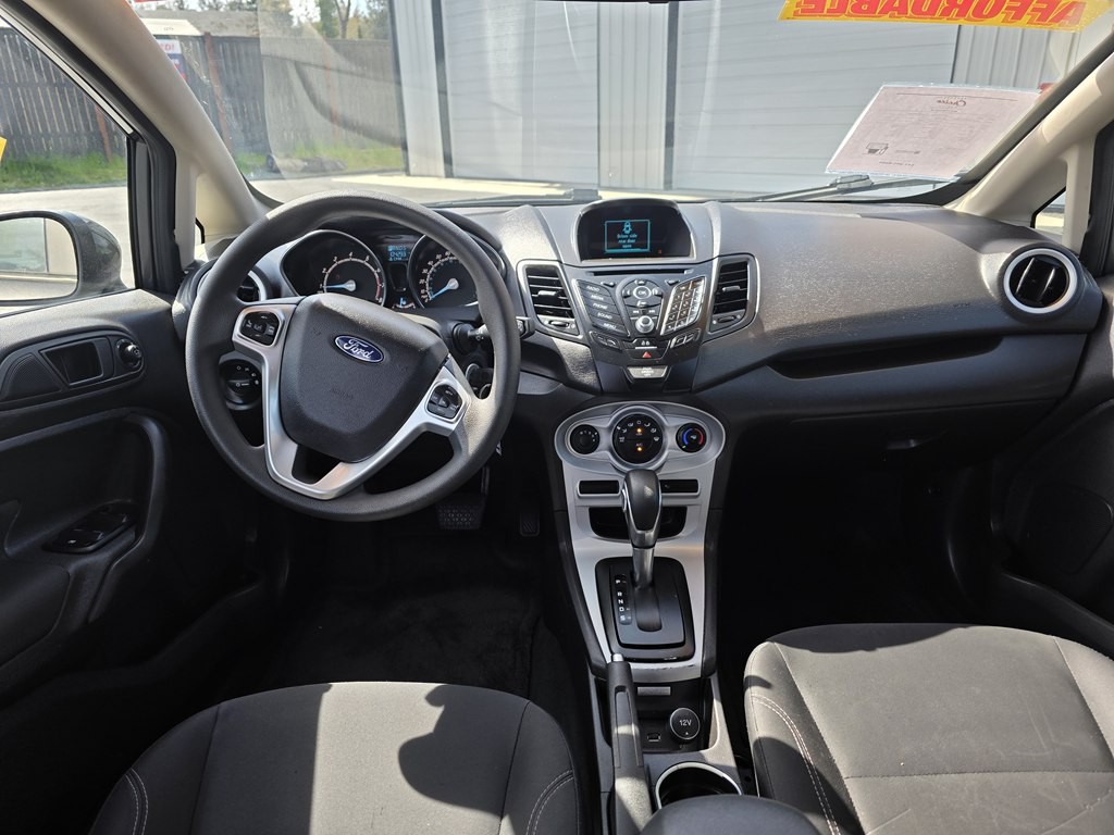 2017 Ford Fiesta Image 5