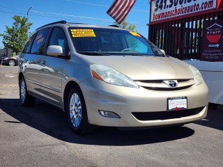 Image for 2008 Toyota Sienna XLE ID: 7351832