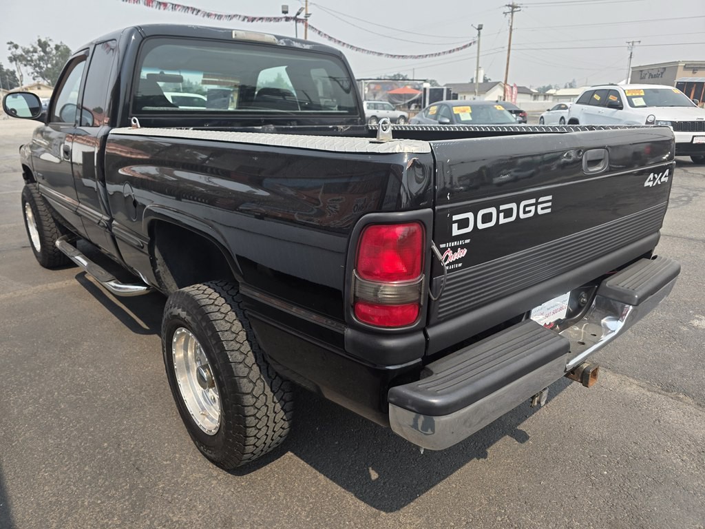 1999 Dodge Ram 1500 Image 3