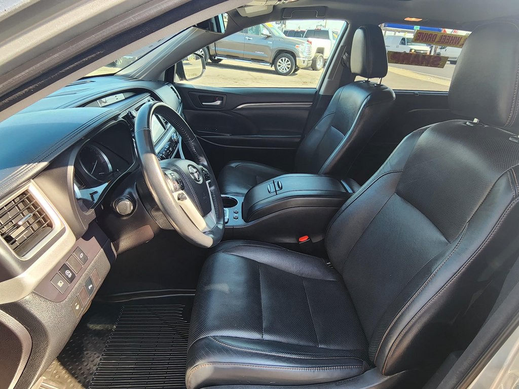 2018 Toyota Highlander Image 4