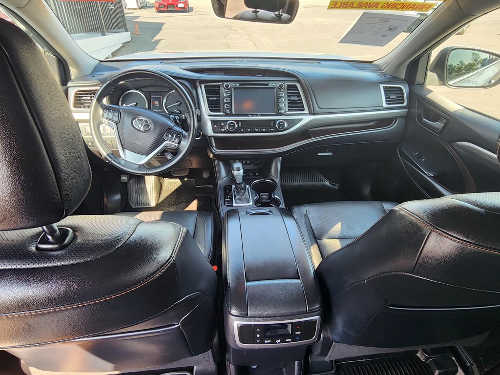 2018 Toyota Highlander Image 5