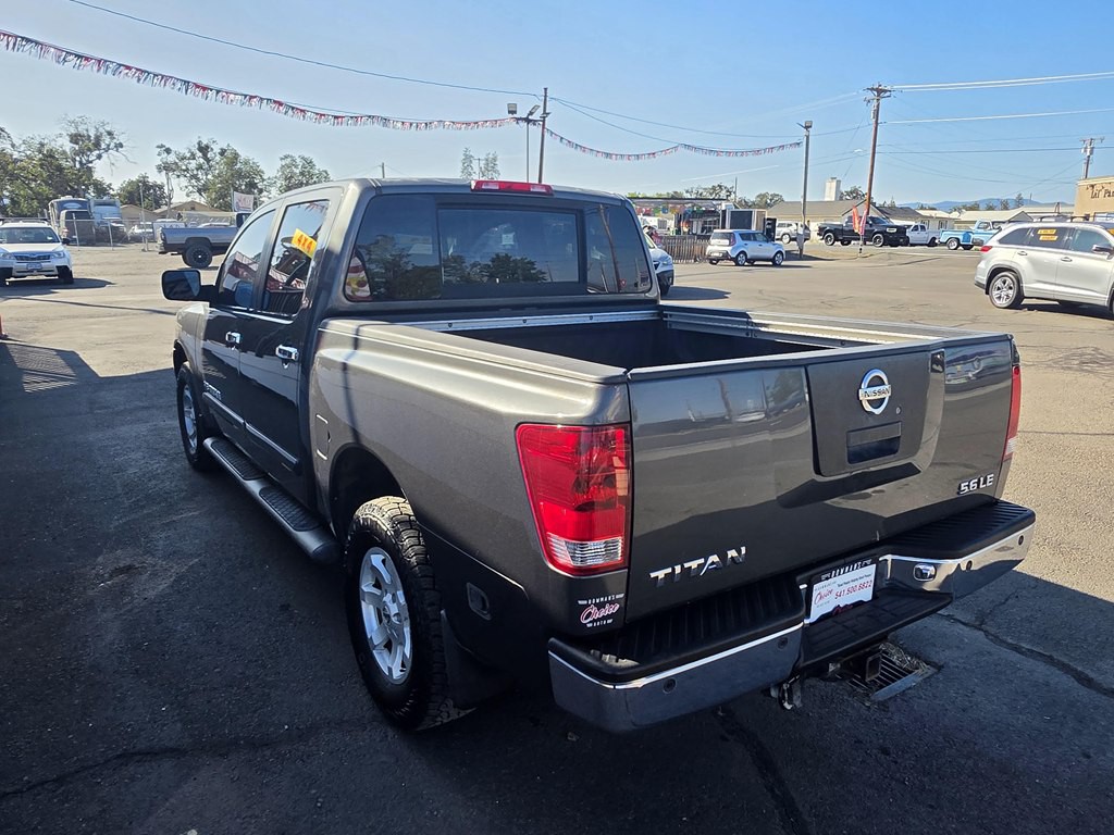 2005 Nissan Titan Image 3