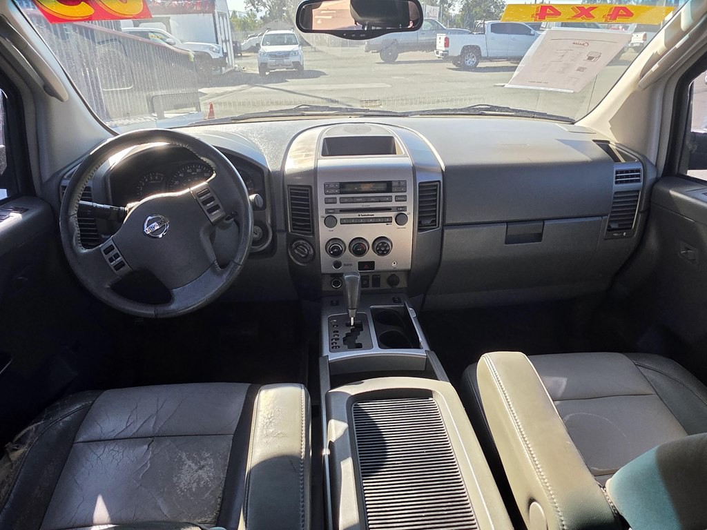2005 Nissan Titan Image 5