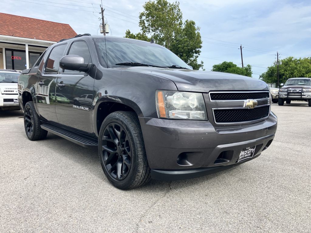 2011 Chevrolet Avalanche LT