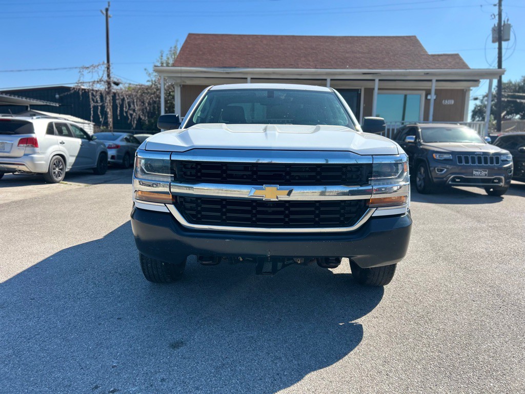 2017 Chevrolet Silverado 1500 Image 3
