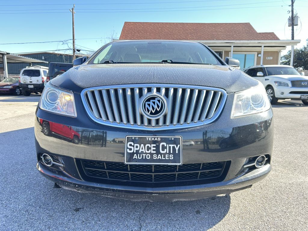 2010 Buick Lacrosse Image 2