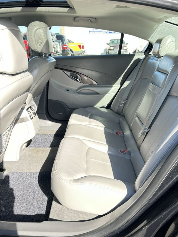 2010 Buick Lacrosse Image 10
