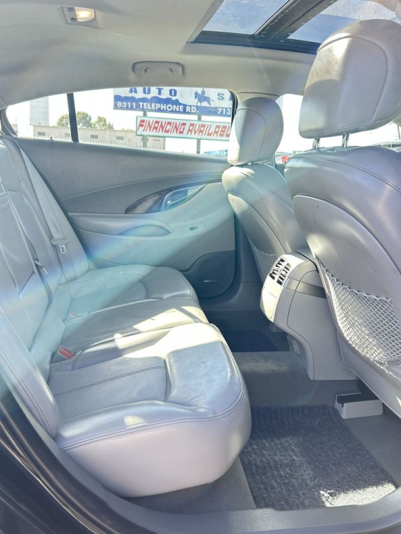 2010 Buick Lacrosse Image 11