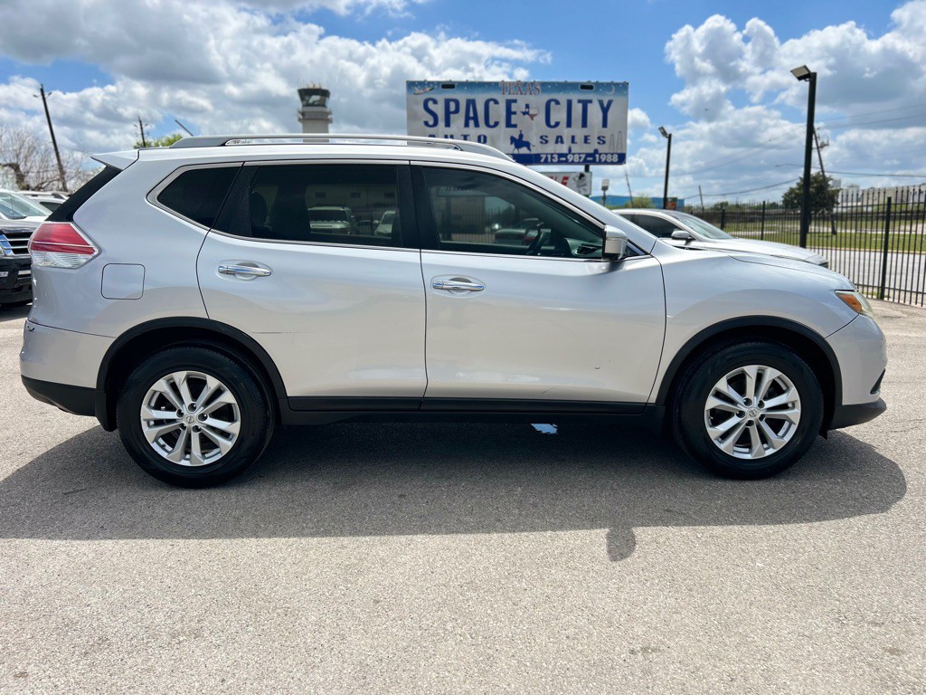 2014 Nissan Rogue Image 1