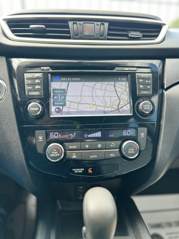 2014 Nissan Rogue Image 17