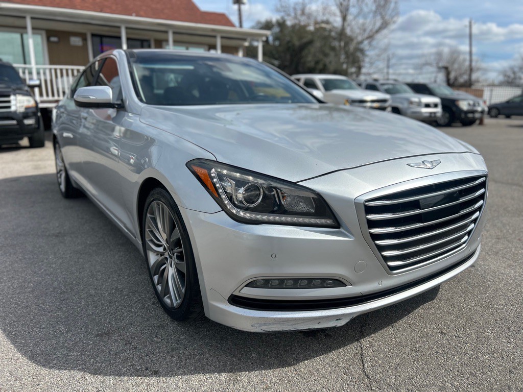 2017 Genesis G80 Image 2