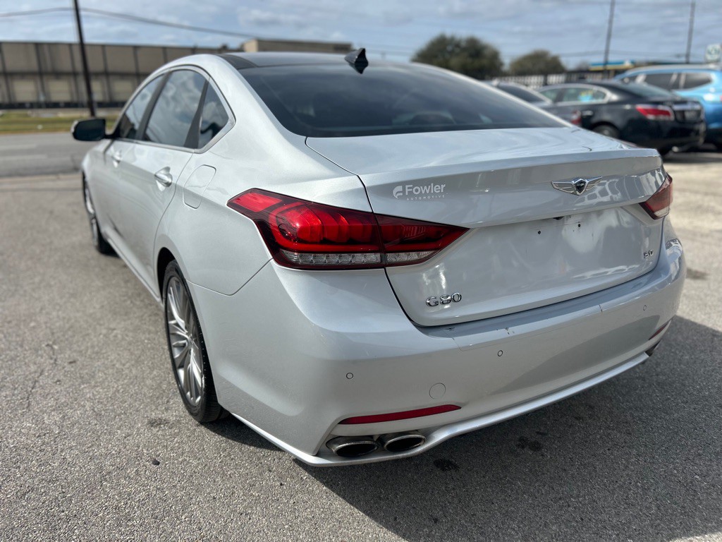 2017 Genesis G80 Image 8