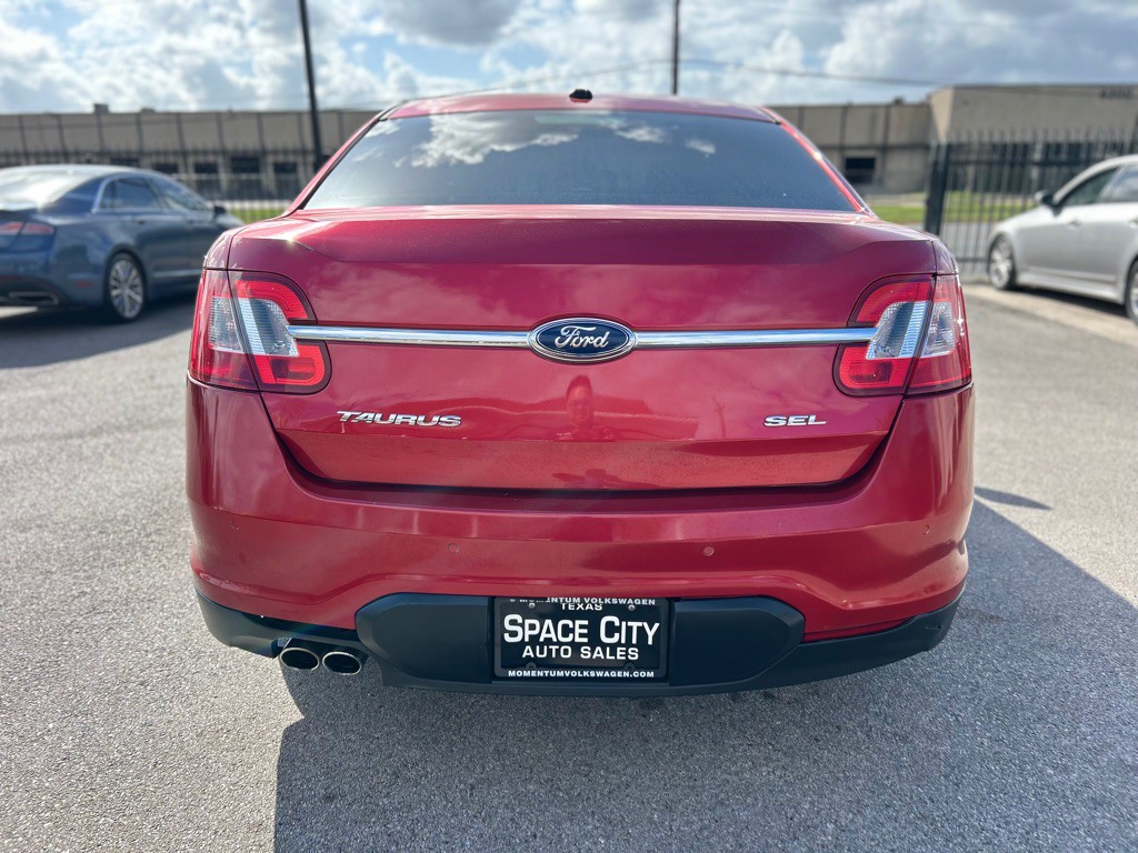 2010 Ford Taurus Image 7