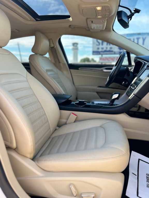 2015 Ford Fusion Image 14