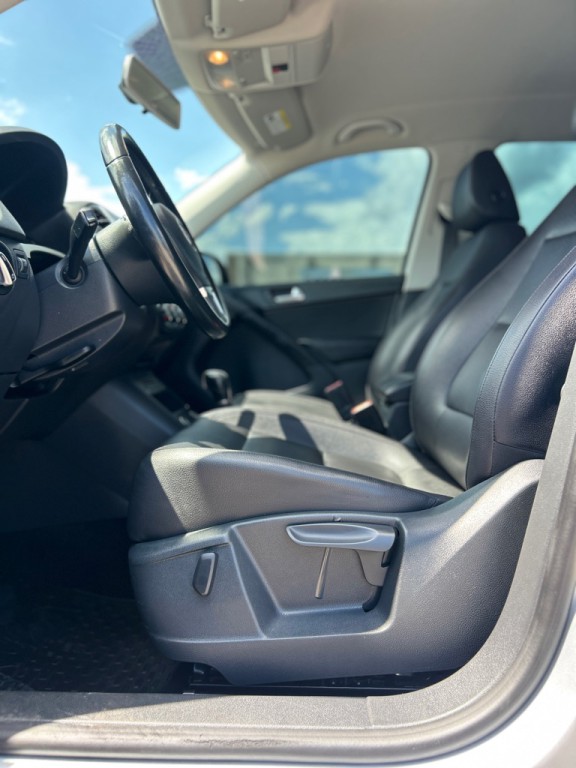 2014 Volkswagen Tiguan Image 12