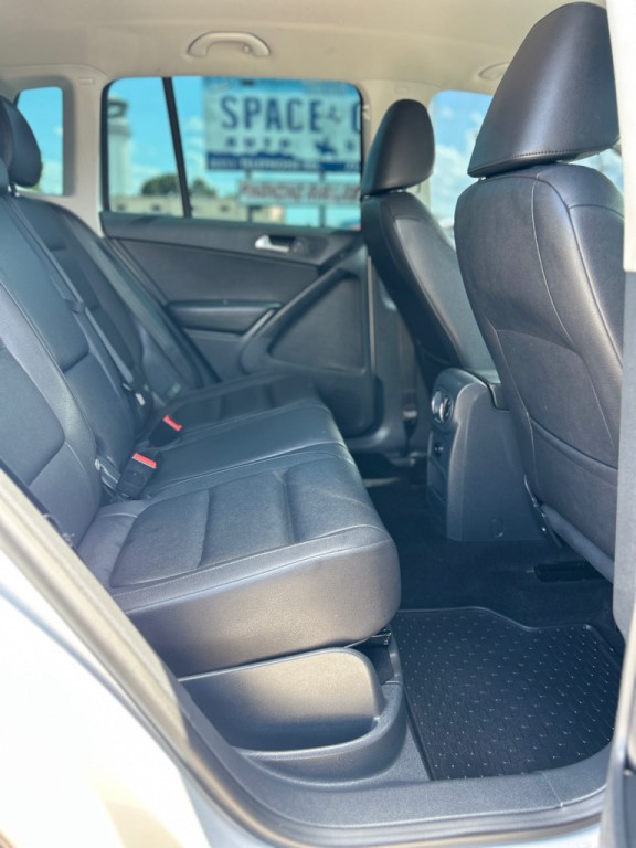 2014 Volkswagen Tiguan Image 14