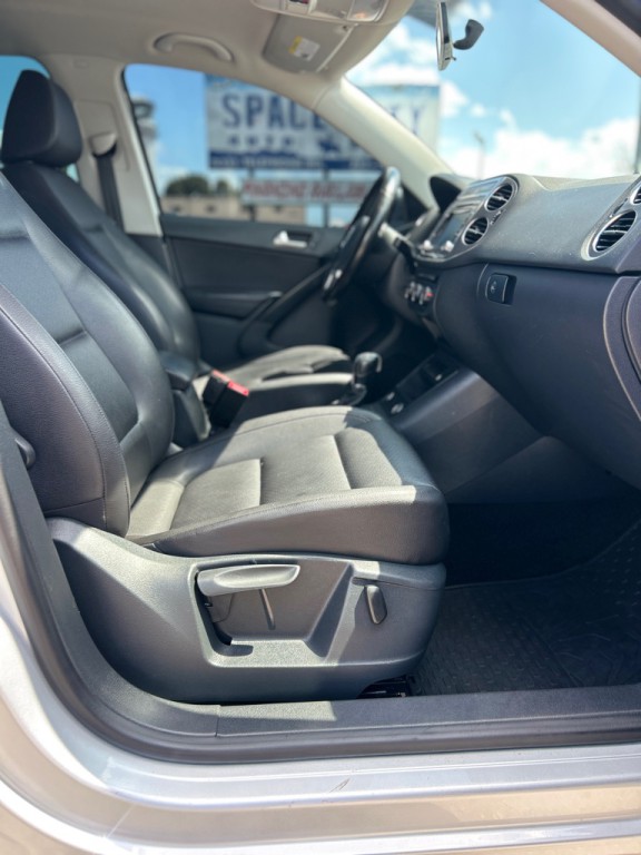 2014 Volkswagen Tiguan Image 15