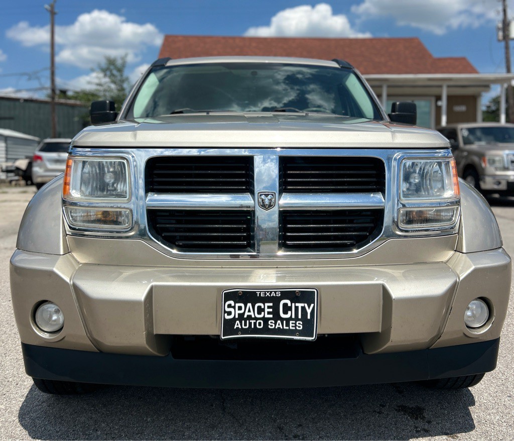 2010 Dodge Nitro Image 3