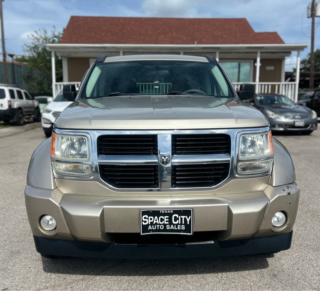 2010 Dodge Nitro Image 3
