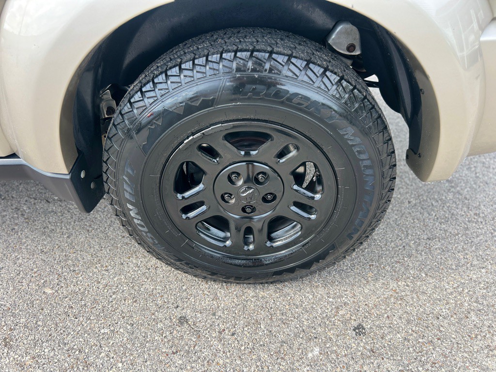 2010 Dodge Nitro Image 9