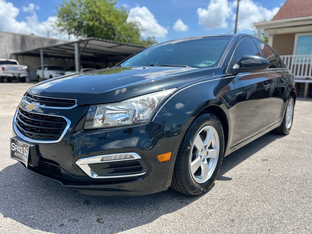 2015 Chevrolet Cruze Image 4