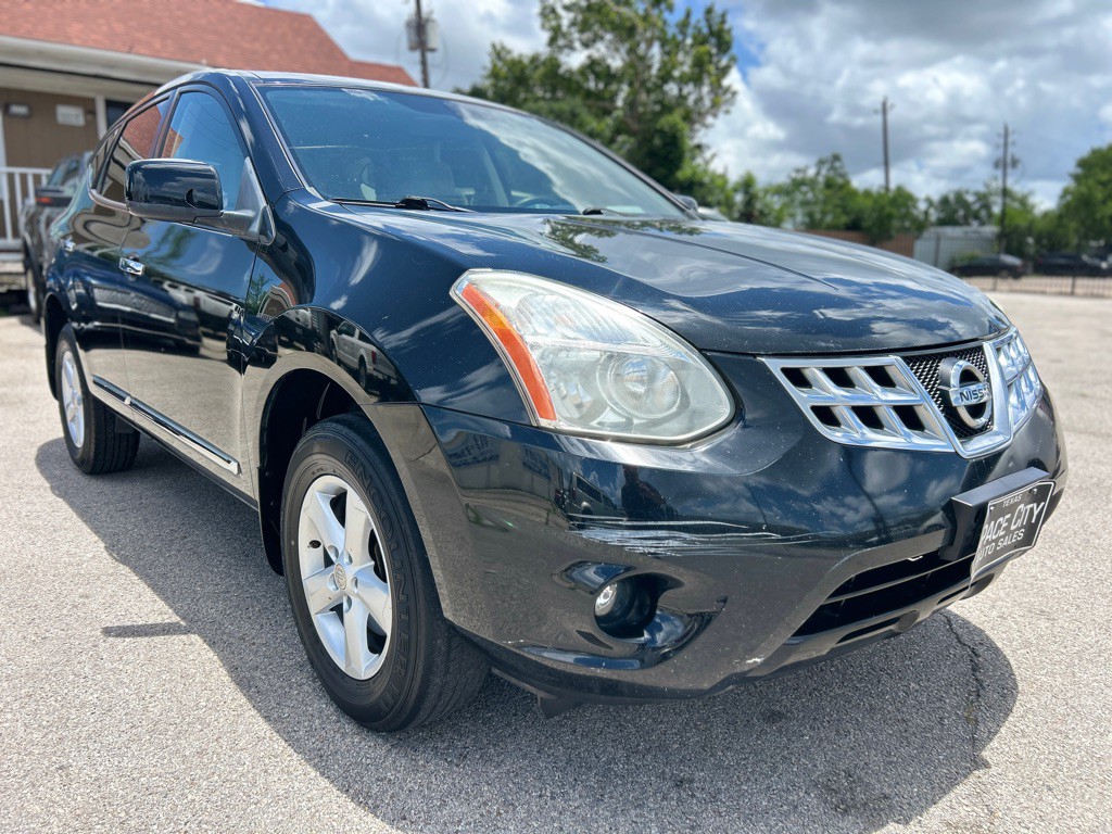2013 Nissan Rogue Image 2