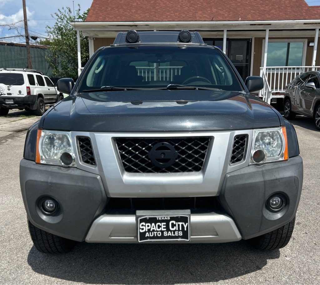 2010 Nissan Xterra Image 3