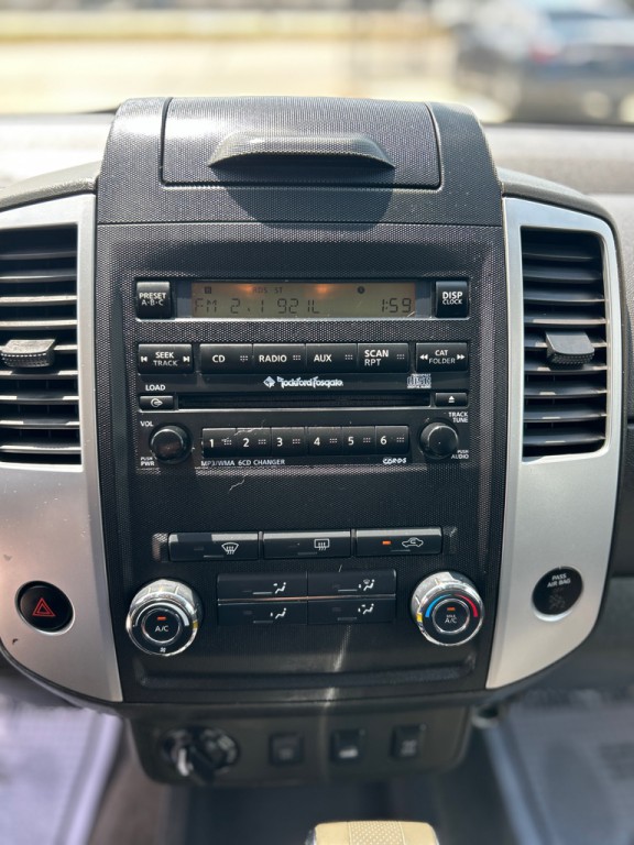 2010 Nissan Xterra Image 15
