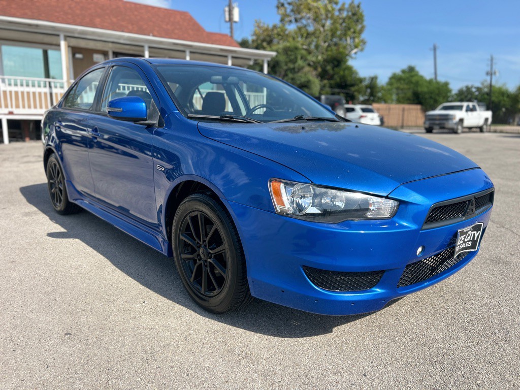 2016 Mitsubishi Lancer Image 2