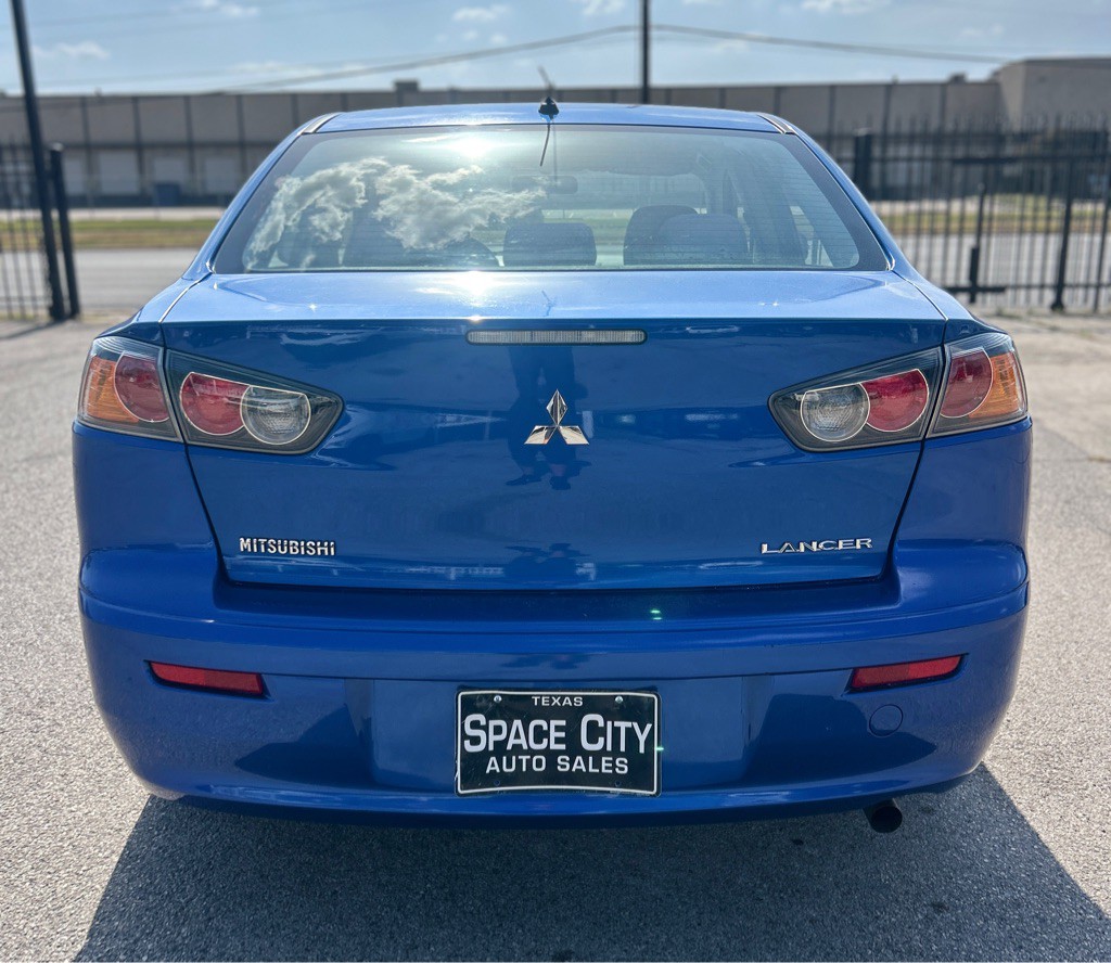 2016 Mitsubishi Lancer Image 7