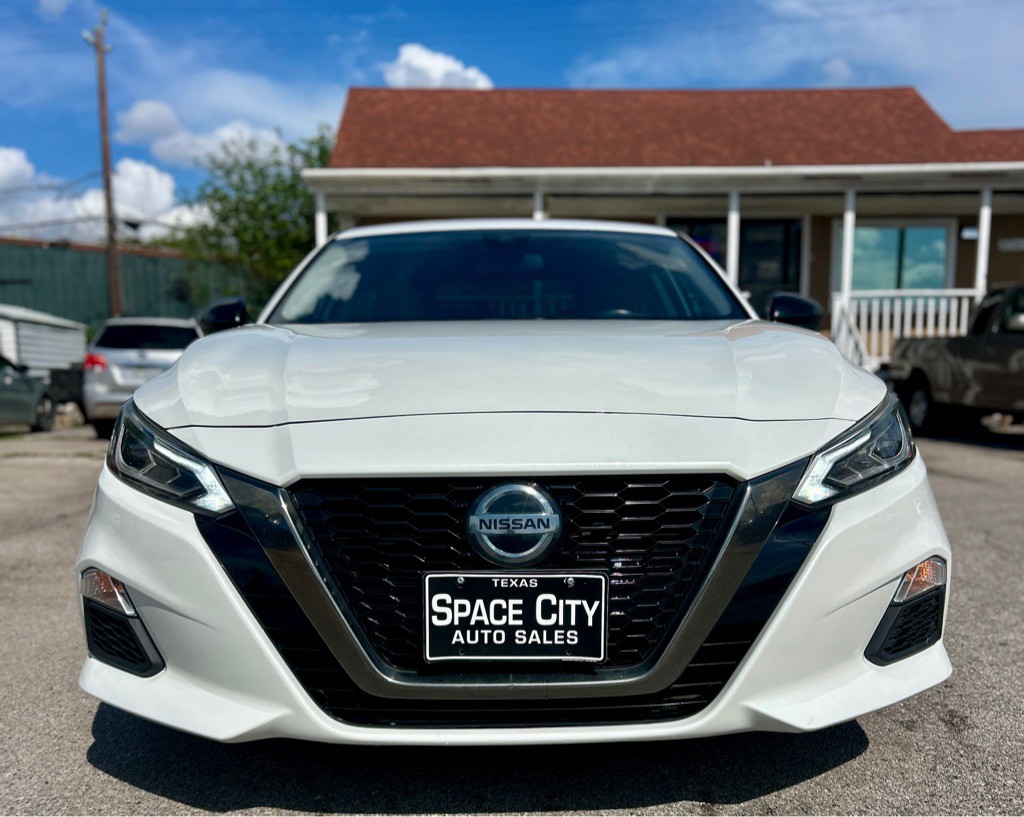 2020 Nissan Altima Image 3