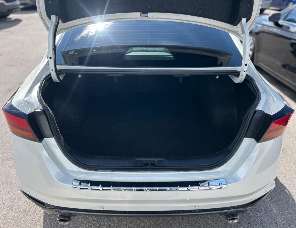 2020 Nissan Altima Image 20