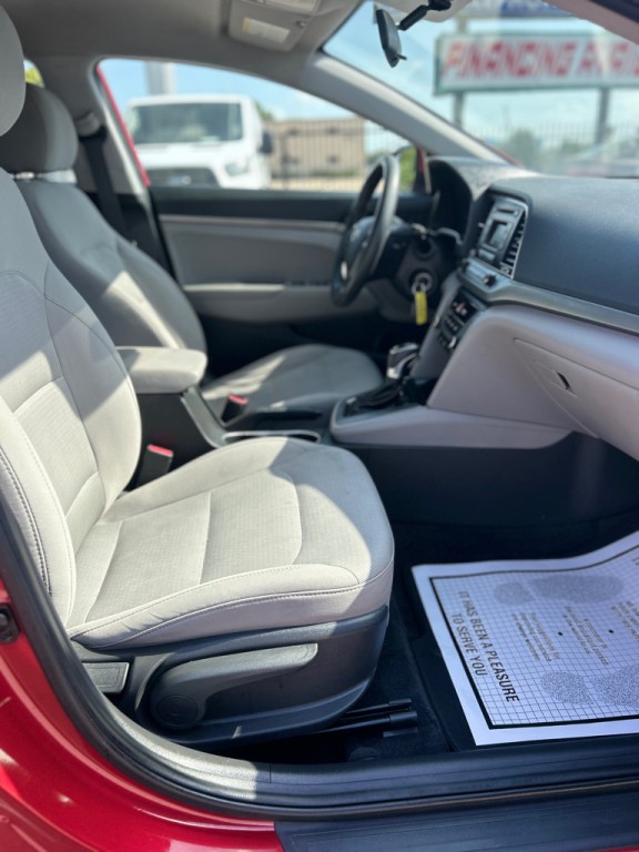 2017 Hyundai Elantra Image 12
