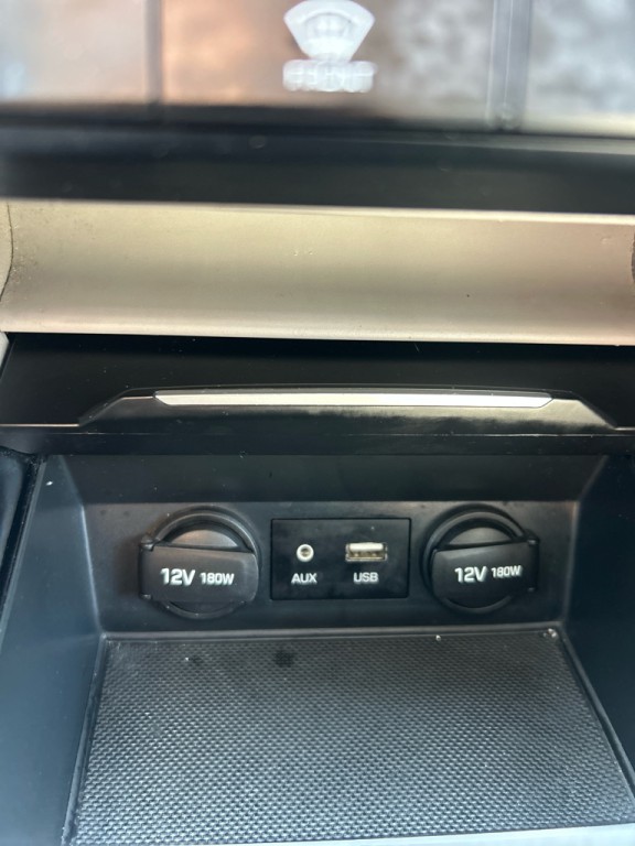 2017 Hyundai Elantra Image 15