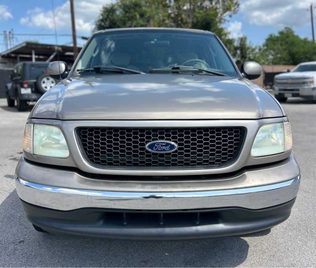 2003 Ford F-150 Image 3
