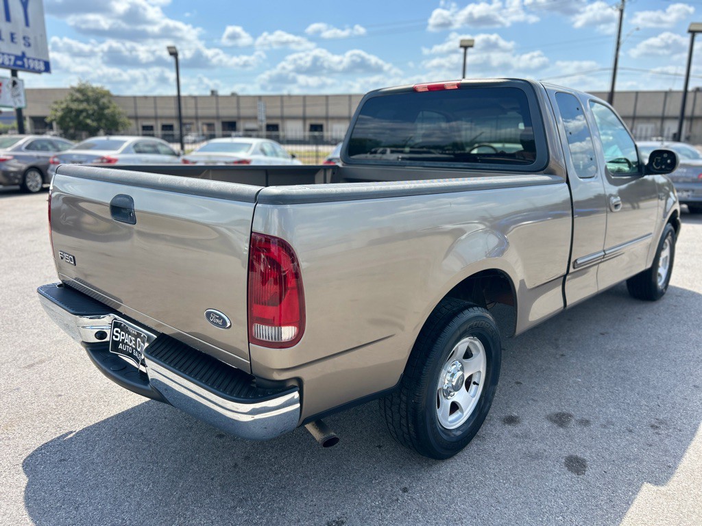 2003 Ford F-150 Image 6