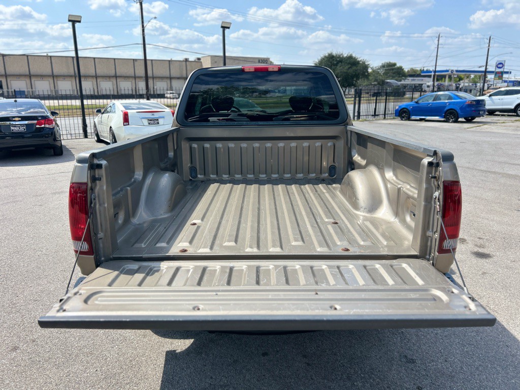 2003 Ford F-150 Image 8