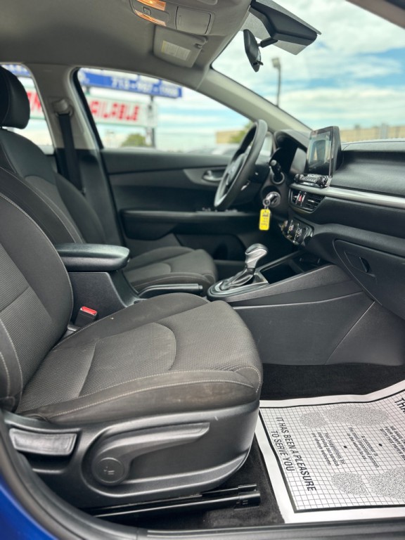 2021 Kia Forte Image 18