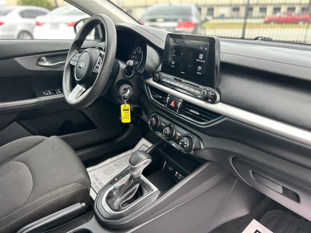 2021 Kia Forte Image 19