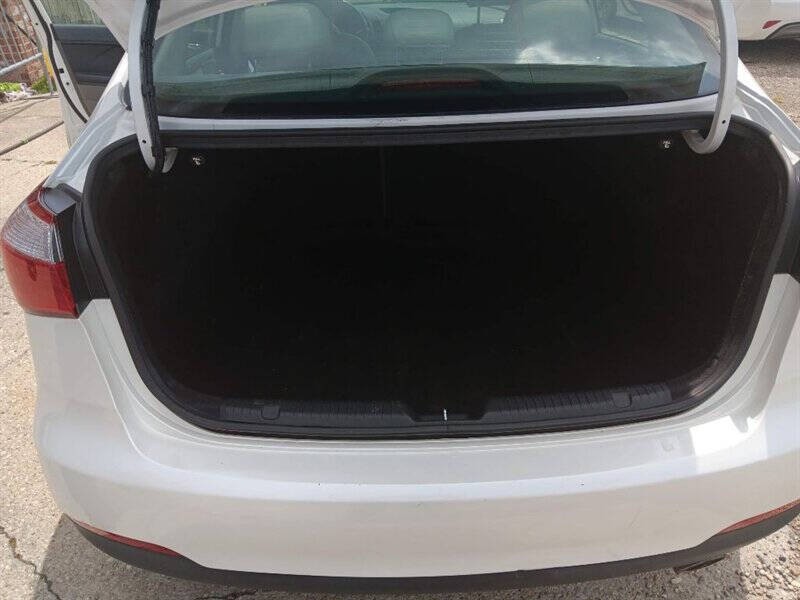 2014 Kia Forte Image 13